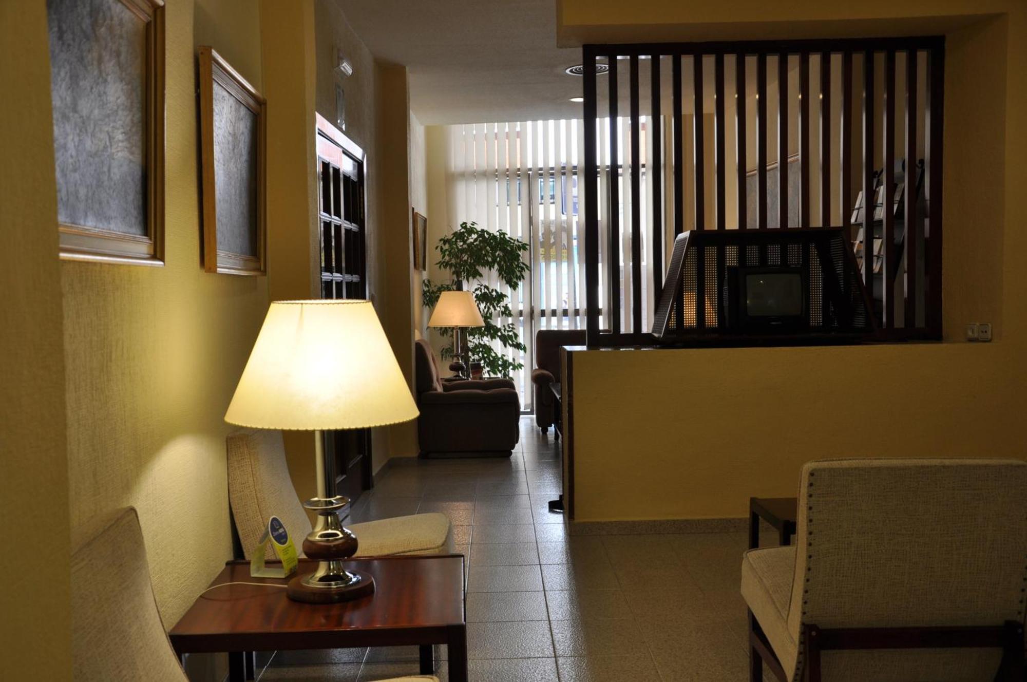 Hotel Riviera Cordoba Exterior photo