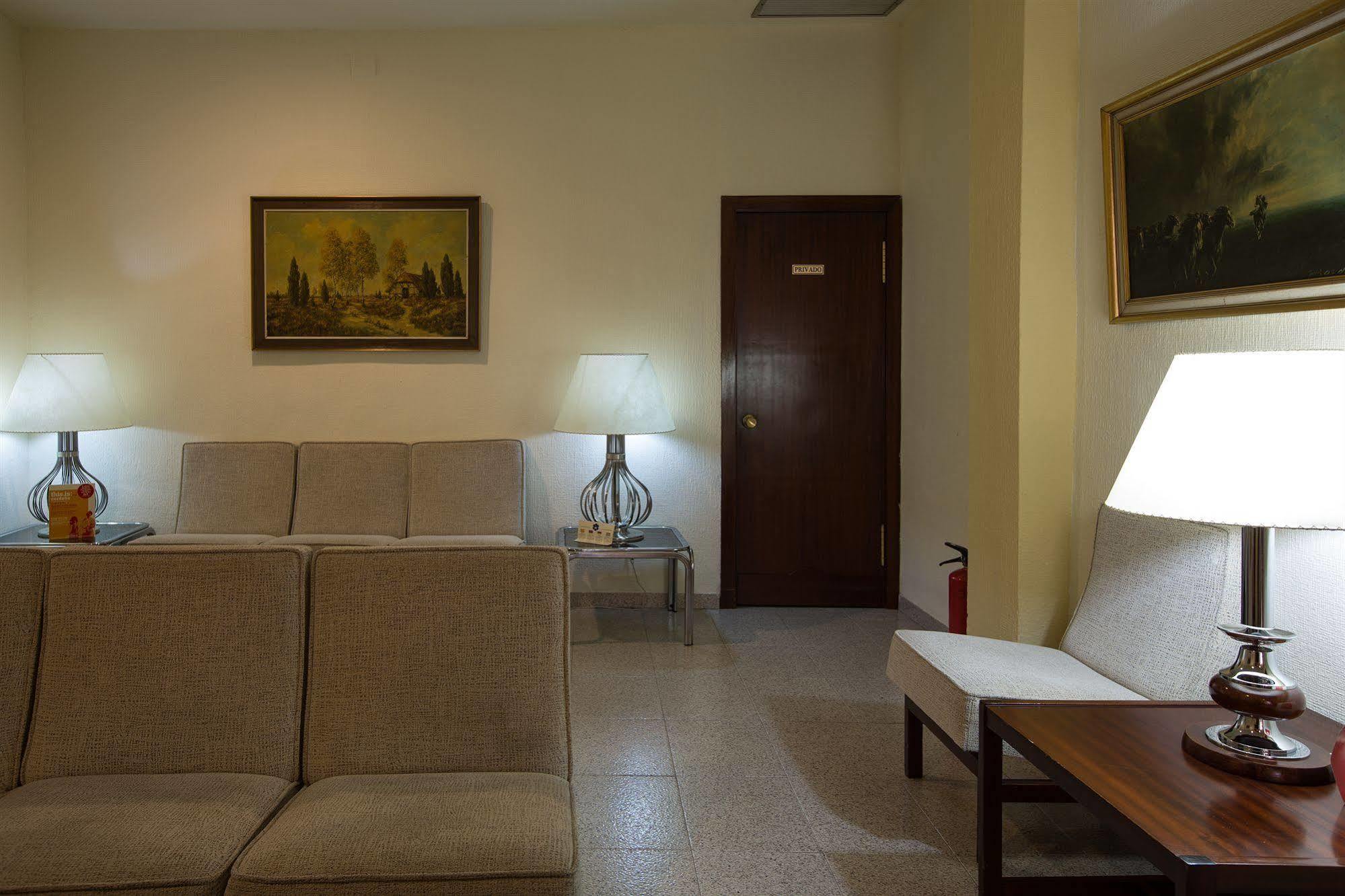 Hotel Riviera Cordoba Exterior photo